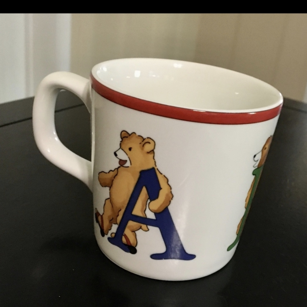 Tiffany & Co. “Alphabet Bears” Porcelain Kids Cup